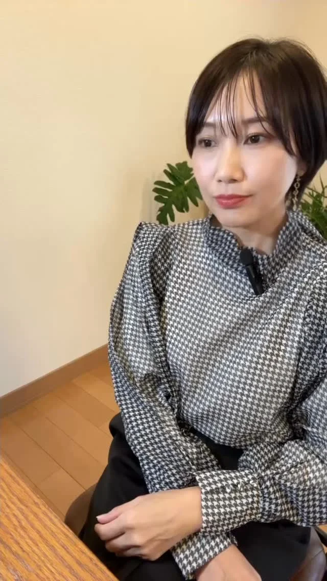 診断後のあるある。
診断は選びやすくなるように、
もっと視野が広がるように、と思ってます。

あれもこれも着れないってなるのは悲しすぎる…
どうやって着こなしたらいいか？
を一緒に考えていけたらと思ってます🤗

#顔タイプ診断
#パーソナルカラー診断
#骨格診断和歌山 #顔タイプ診断和歌山 #パーソナルカラー診断和歌山 #イメージコンサルタント